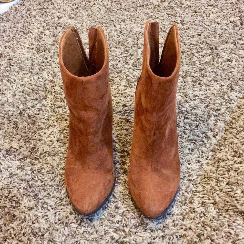 Suede heeled ankle booties 3.5in